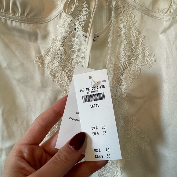 Abercrombie and Fitch Lace Tie Front Sleep Cami - Picture 5 of 6